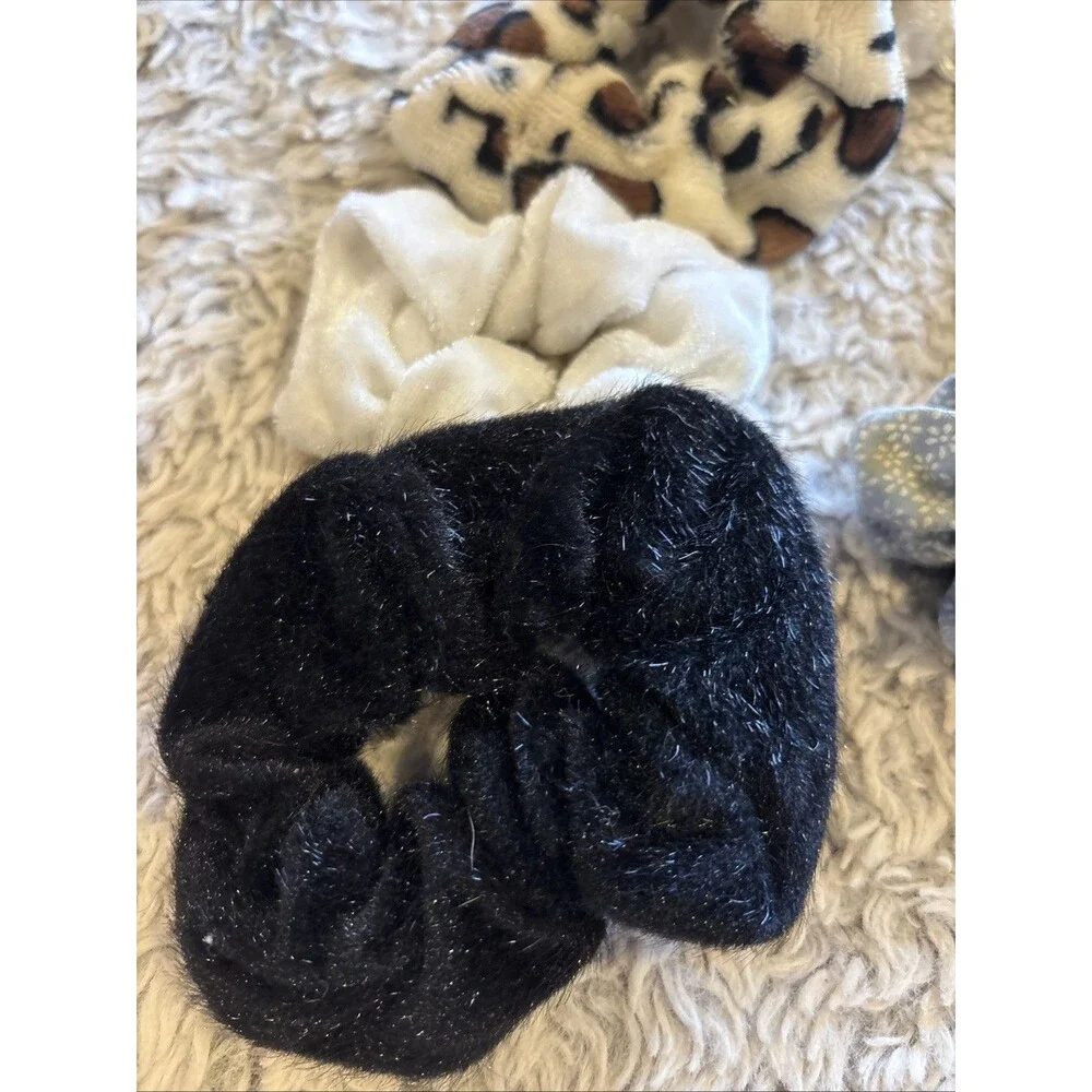 Chloe‎ + Olle Scrunchie Hair Accessory Lot Girls OS Multicolor Excellent Velvet